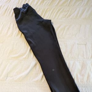 Lululemon on the fly pants